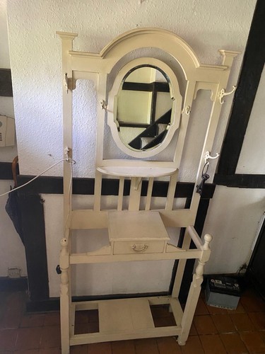 Vintage painted wooden hall - painted,