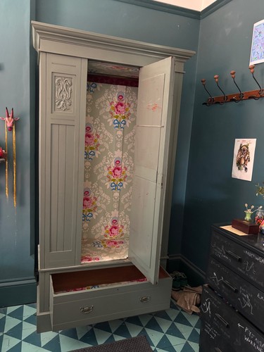Wardrobe green grey ornate - wardrobe, green-grey