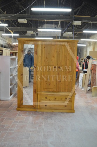 Handmade aylesbury solid - solid, pine